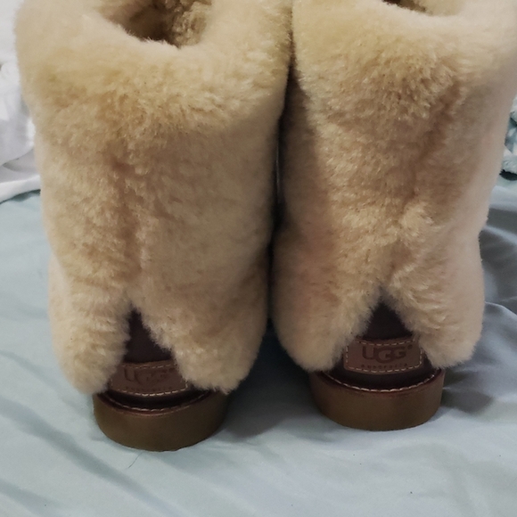 UGG wool boots - Picture 2 of 6